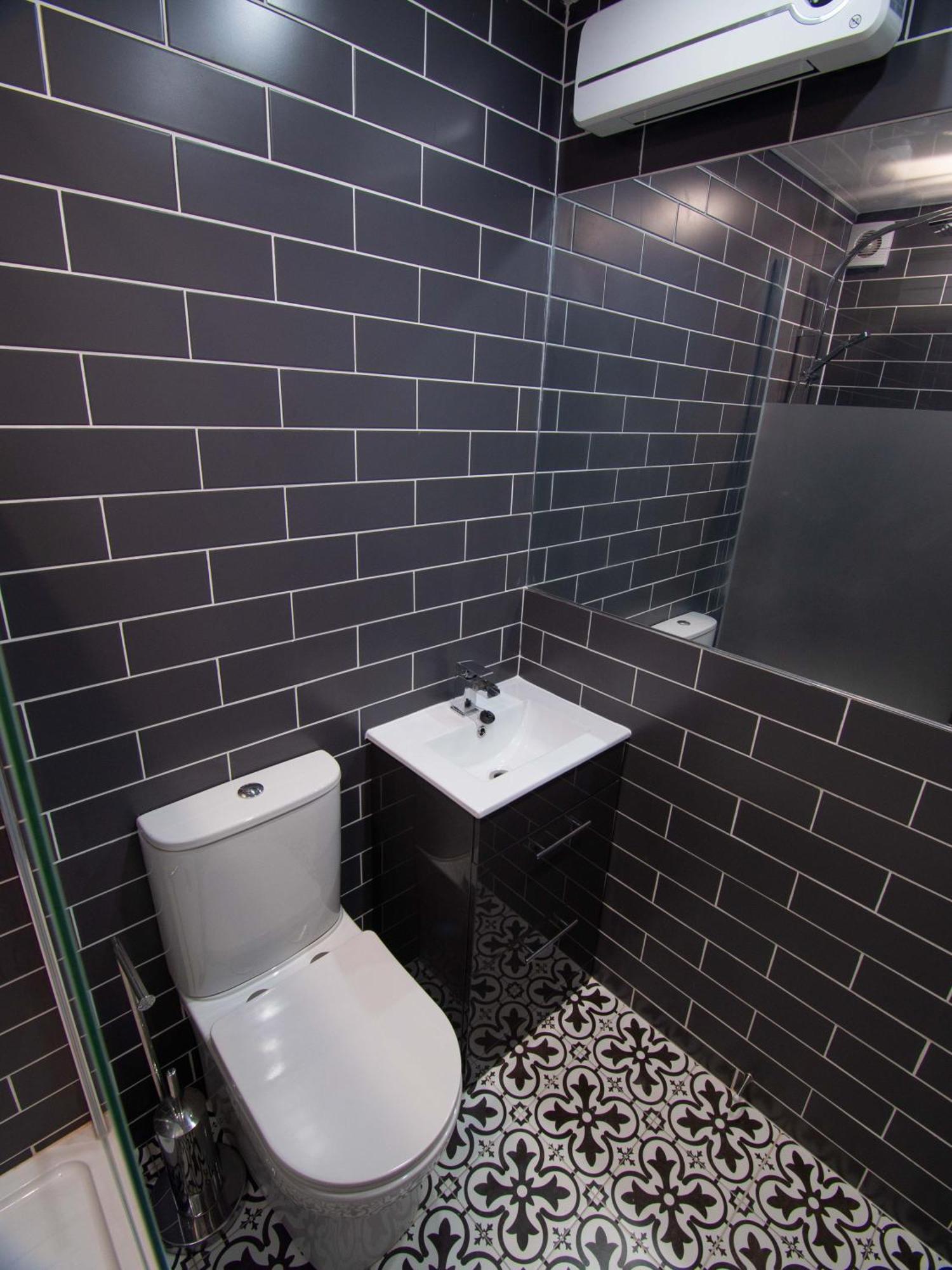 City Walk Apts Дъблин Екстериор снимка
